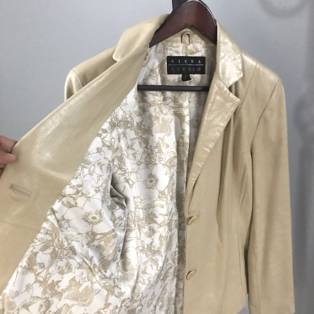 Women’s Cream 100% Leather Blazer